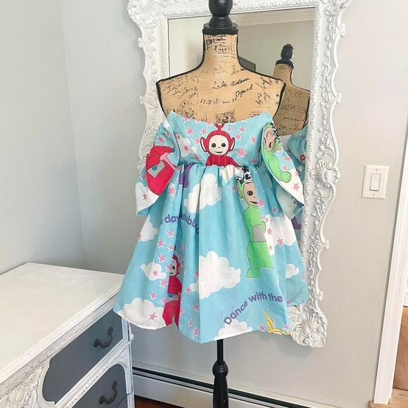 New York Couture *One of a Kind* Pastel Tele Tubbies Flutter Sleeve Dress - Picture 1 of 5